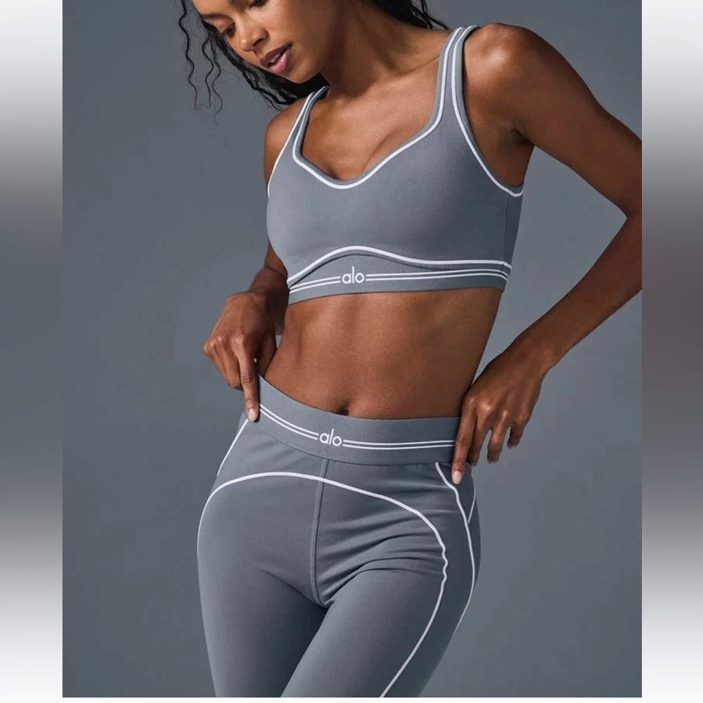 NWOT Alo Yoga lunar grey airbrush high-waisted heartthrob set size XS/Small